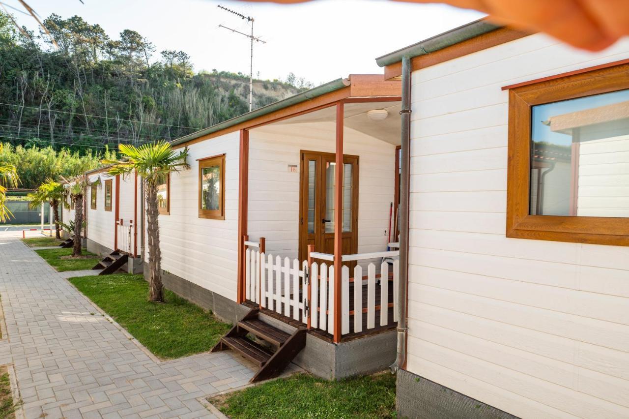 Camping Norina Pesaro Buitenkant foto