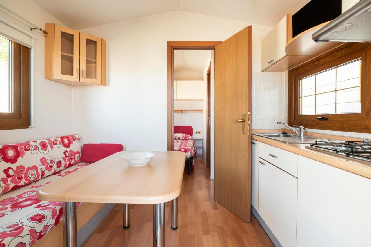 Camping Norina Pesaro Buitenkant foto