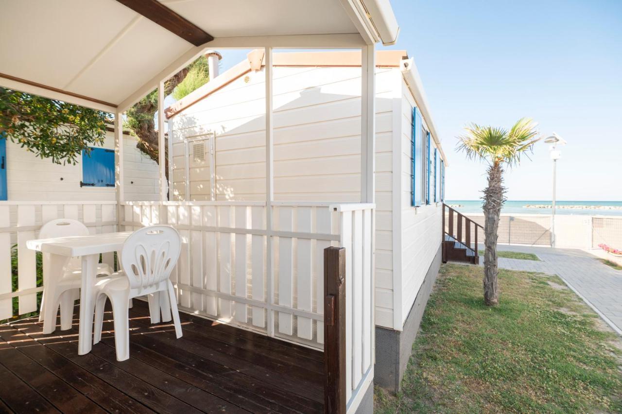 Camping Norina Pesaro Buitenkant foto