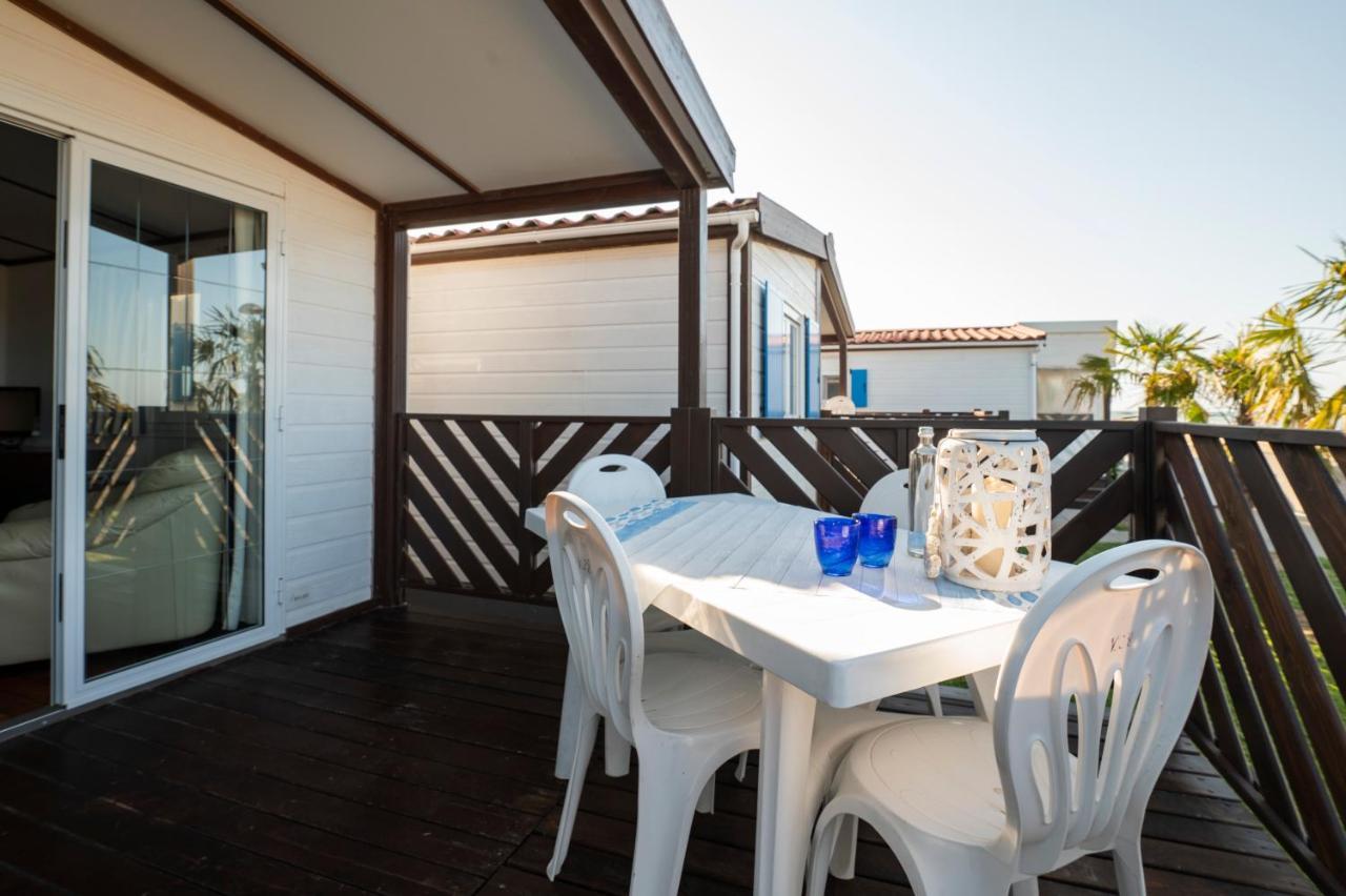 Camping Norina Pesaro Buitenkant foto
