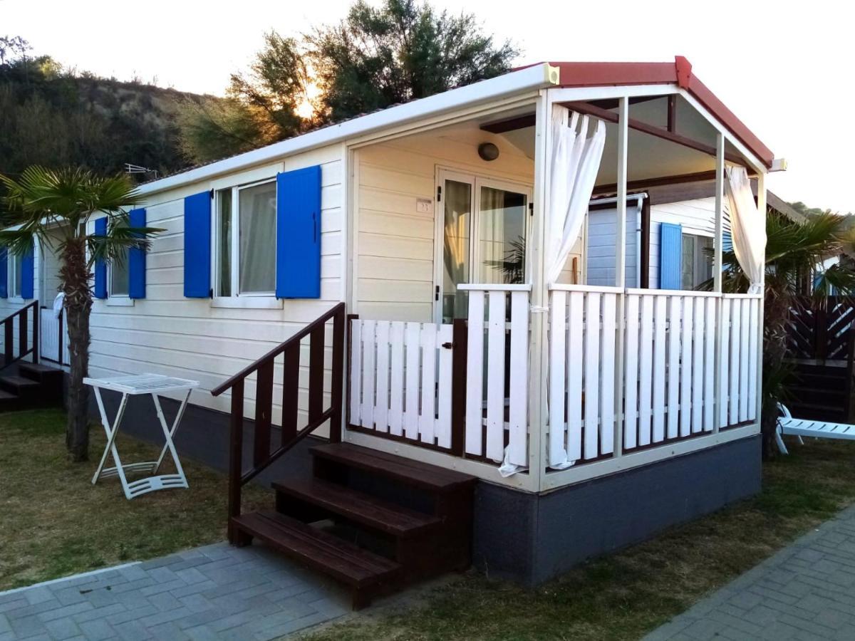Camping Norina Pesaro Buitenkant foto