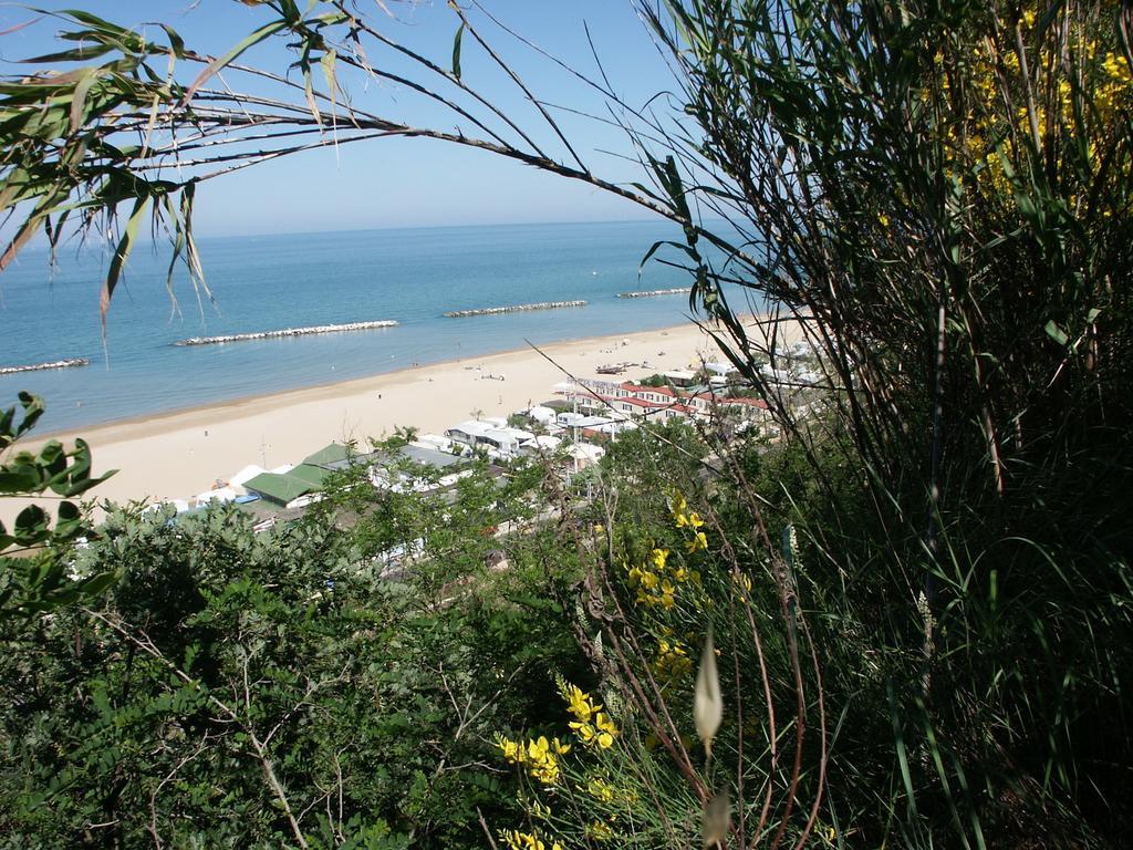 Camping Norina Pesaro Buitenkant foto