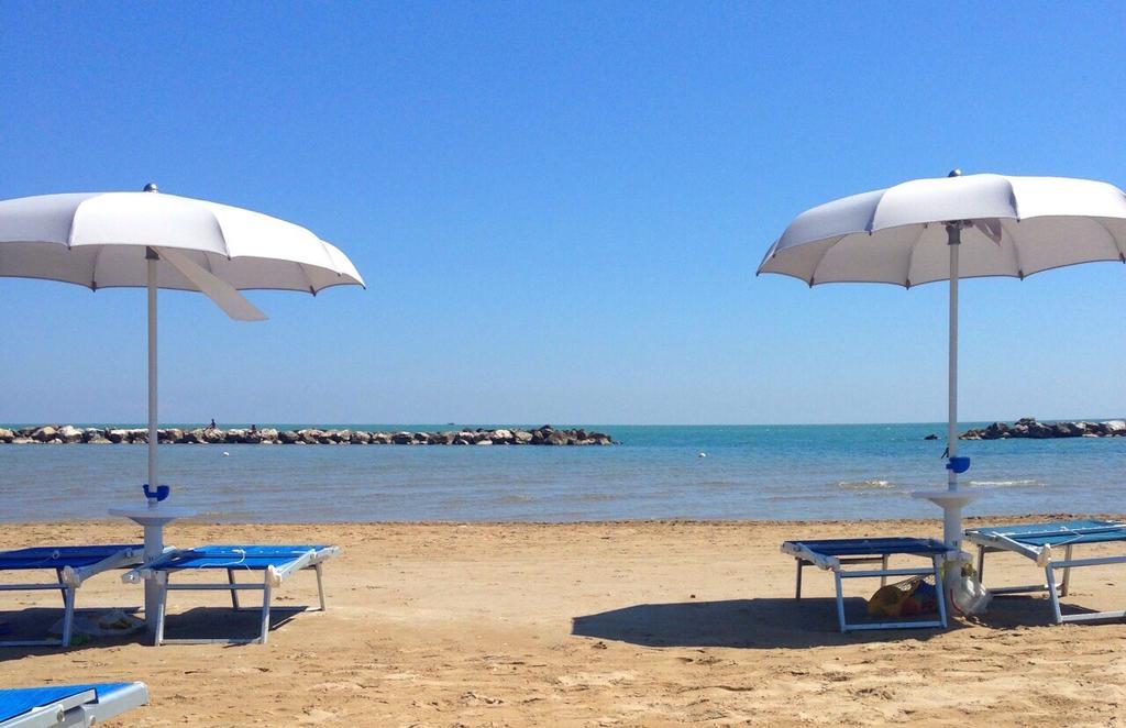 Camping Norina Pesaro Buitenkant foto